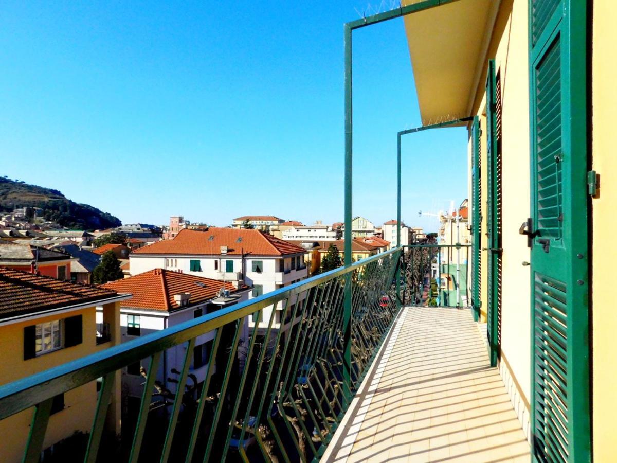 A Casa Di Cecilia!! Apartment Levanto Luaran gambar